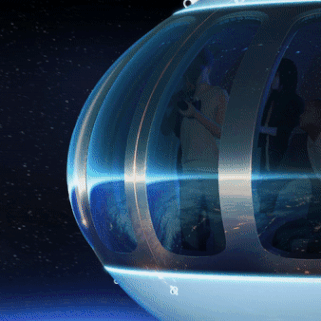 Turismo No Espaço Em Uma Cápsula